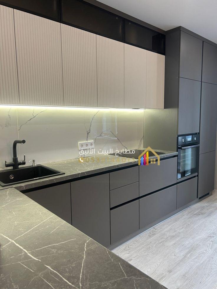 مطابخ تفصيل فاخرة في المحمديه تصميم عملي وأناقة تدوم لسنوات