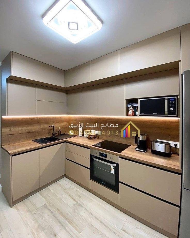 مطبخ صغير جاهز للشقق في الرياض يستغل المساحات الضيقة