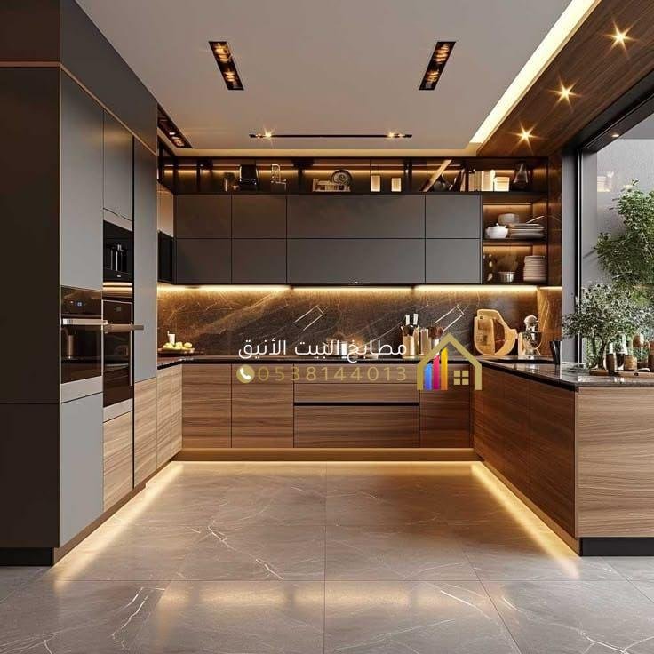 مطبخ خشبي جاهز فخم بتصميم كلاسيكي بالرياض